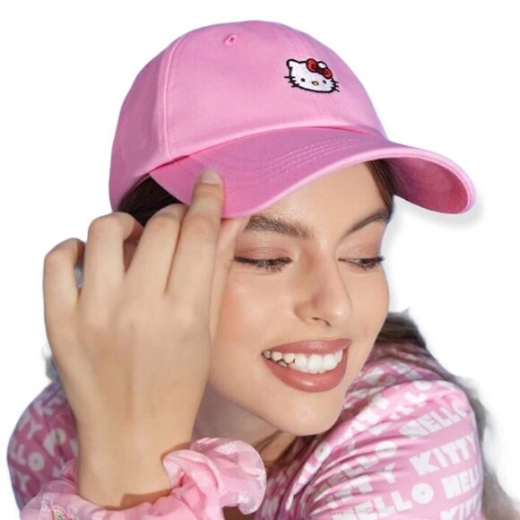 🆕Hello Kitty Embroidered Hat - Picture 6 of 7